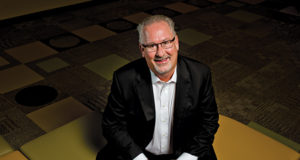 iPipiline's CEO Tim Wallace from his feature in SmartCEO.