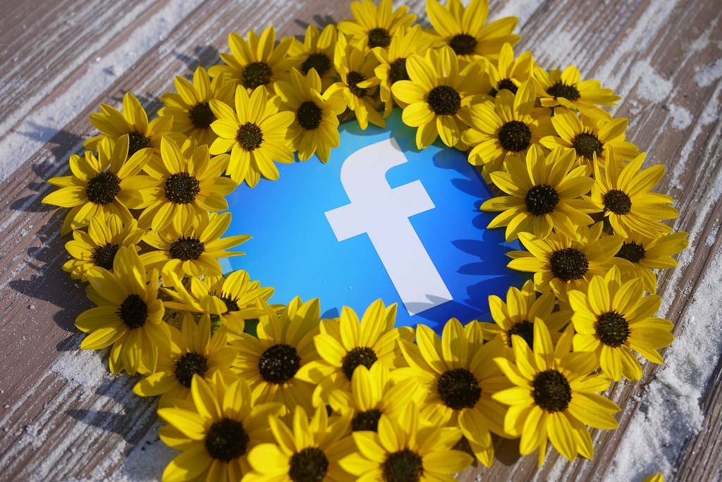 Facebook logo