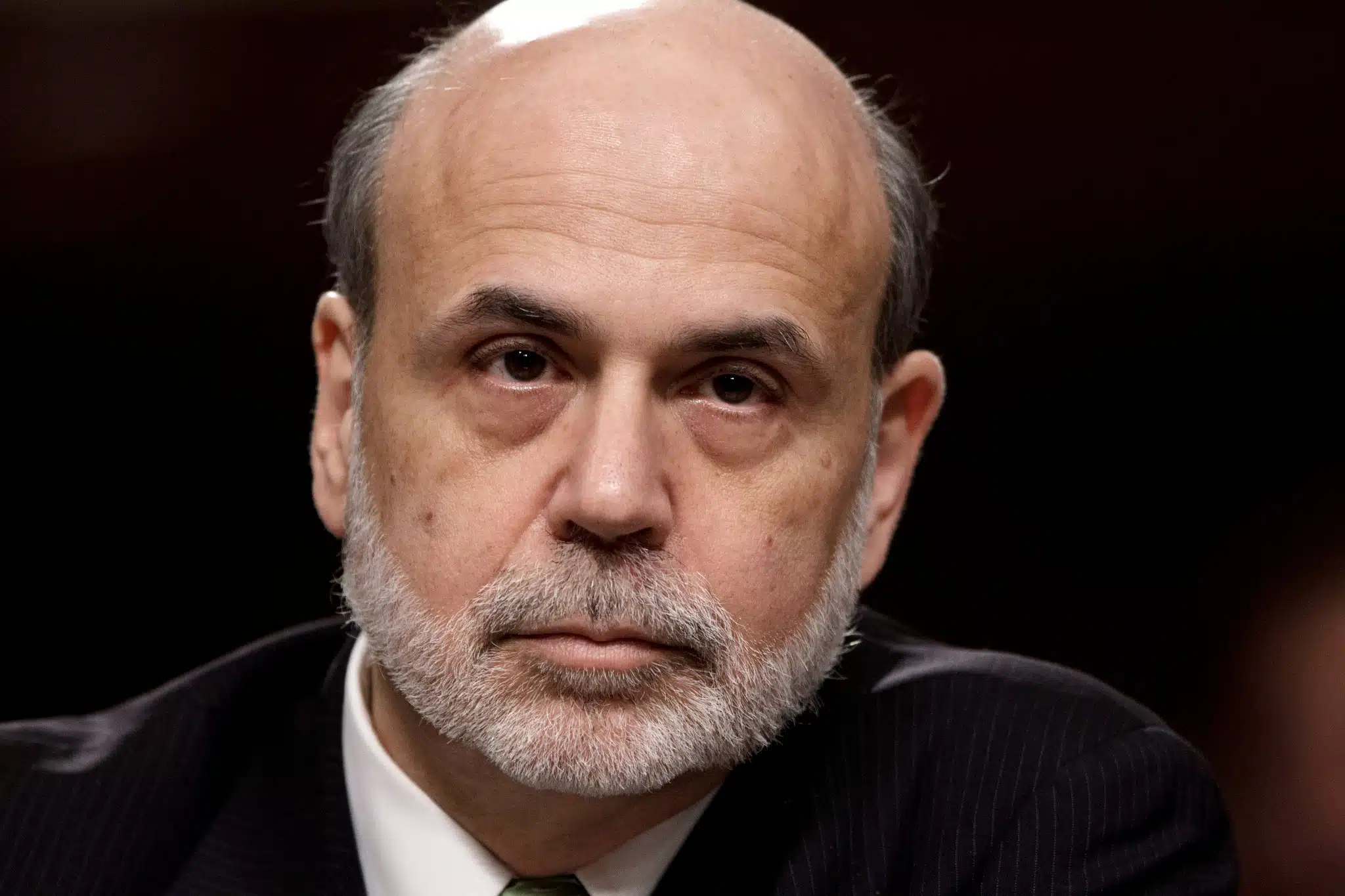 In New Book, Former Chairman Juggles Fed Heroics and Candid Limitations