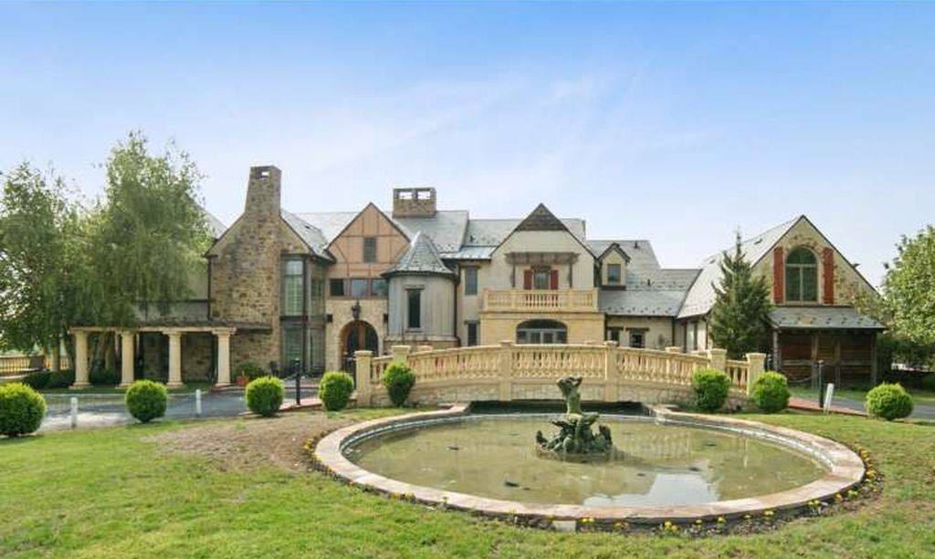 House of the Week: Multi-Artisan Masterpiece in Malvern