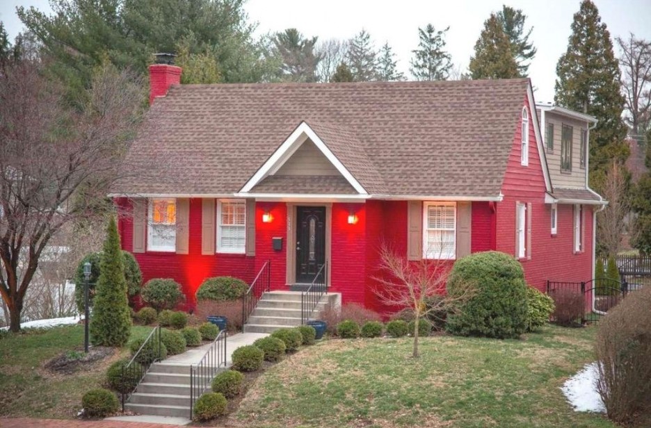 House of the Week: Picturesque Cottage with Modern Twist in West Chester