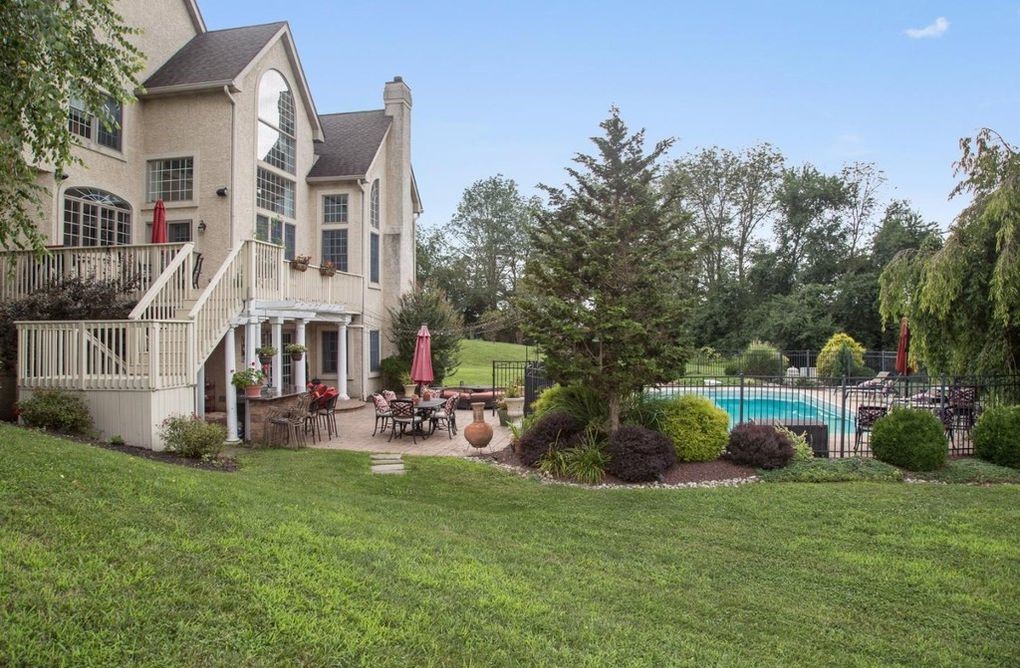 DNB First House of the Week: Contemporary Colonial in Avondale