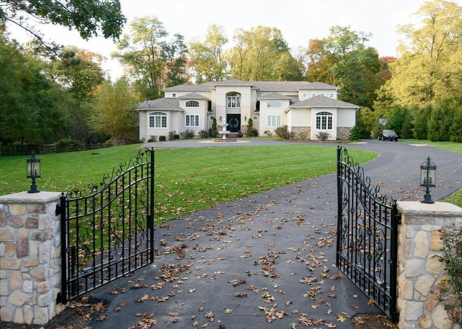DNB First House of the Week: Extravagance in West Chester