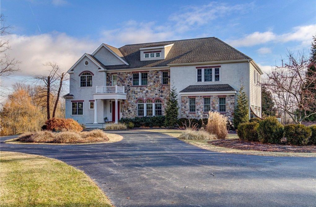 DNB First House of the Week: Custom Colonial in Kennett Square