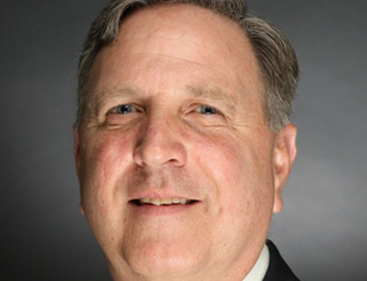 Peter R Barsz