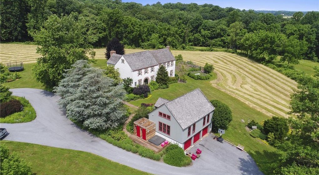 DNB First House of the Week: Modern Farmhouse in Landenberg