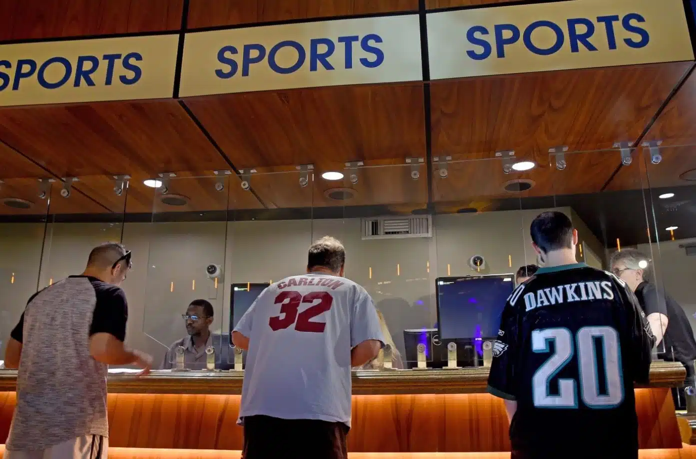 Harrah’s in Chester Pays State’s Hefty Application Fee to Bring Sports Wagering to Region