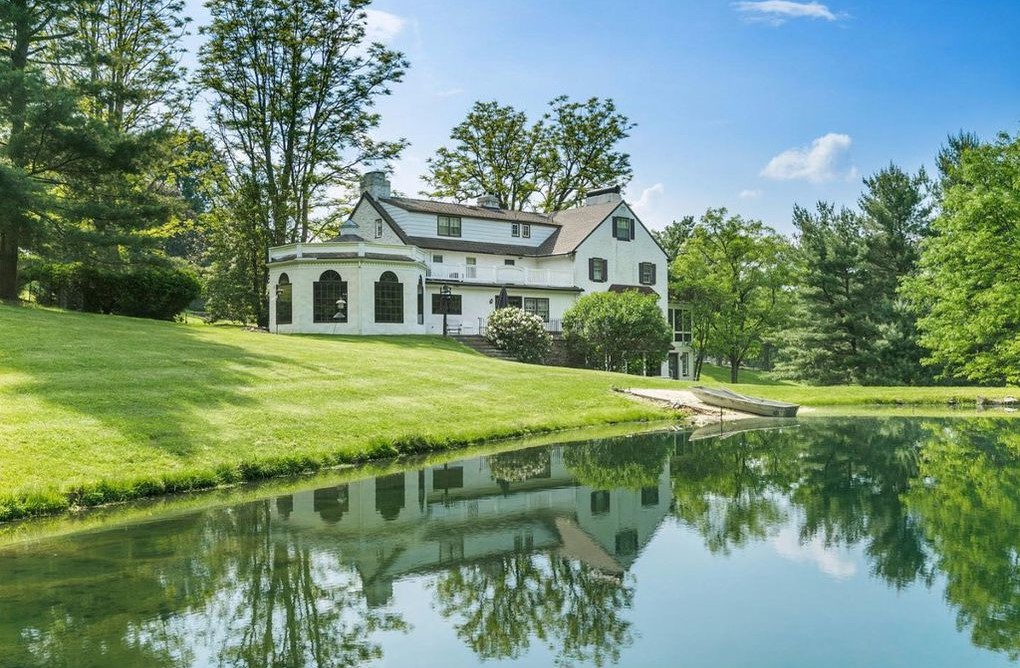 DNB First House of the Week: Farmhouse Surrounded by Unmatched Rural Beauty in Elverson
