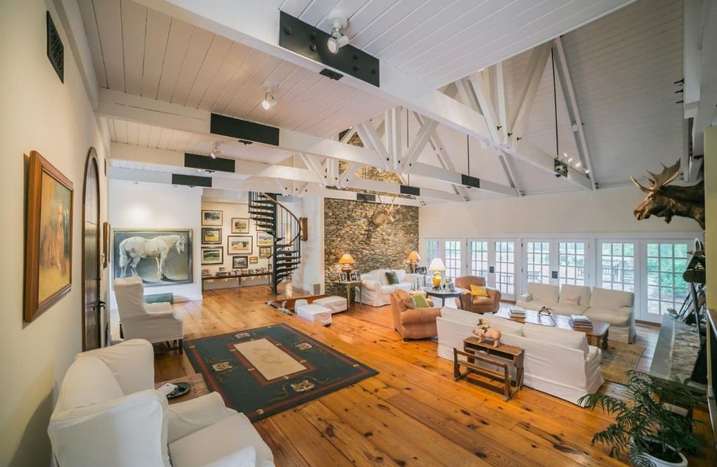 DNB First House of the Week: French-Style Estate atop 50 Rolling Acres in Unionville