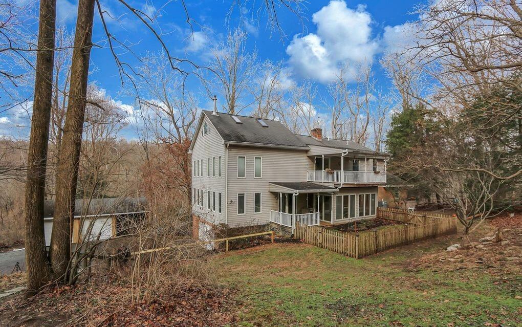 DNB First House of the Week: Check Out the Great Room of This Contemporary Home in Landenberg