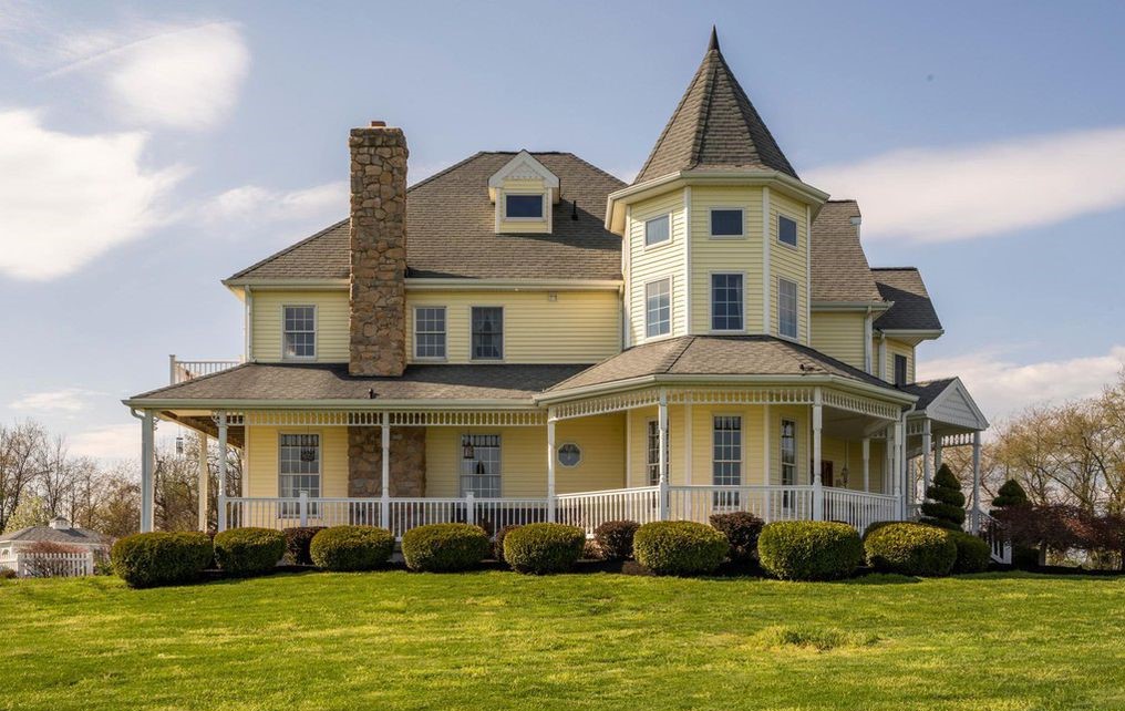 DNB First House of the Week: Custom-Built Victorian with Heavenly Views in Spring City