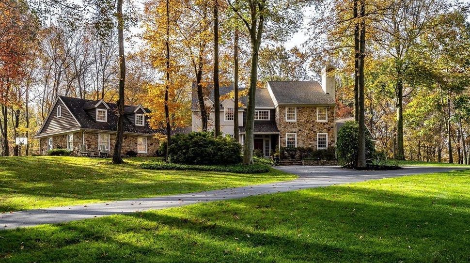 Malvern Bank House of the Week: Private Oasis in Downingtown