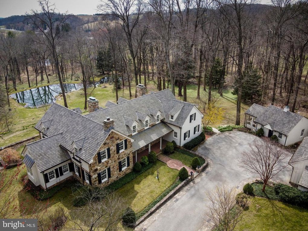 Malvern Bank House of the Week: Country Estate in Chester Springs