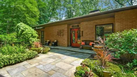 house of the week phoenixville