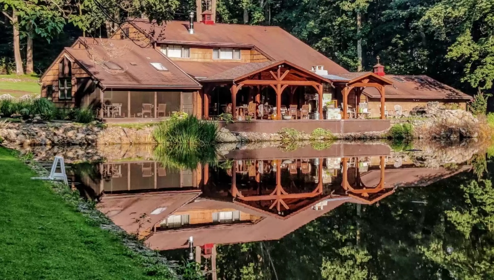 Malvern Bank House of the Week: All the Warmth and Natural Beauty That Defines Chester County in Elverson