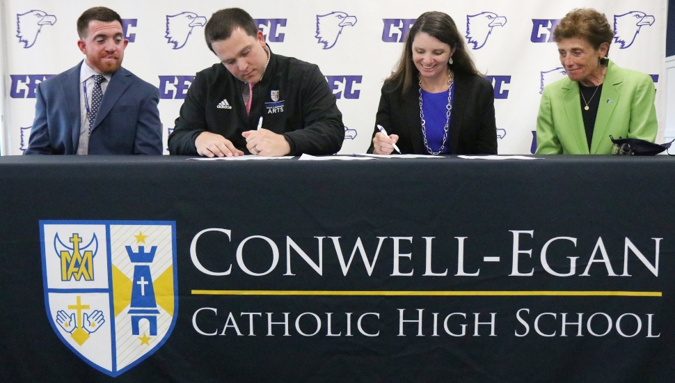 education officials sign agreement