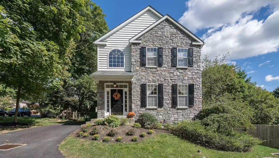 house curb appeal