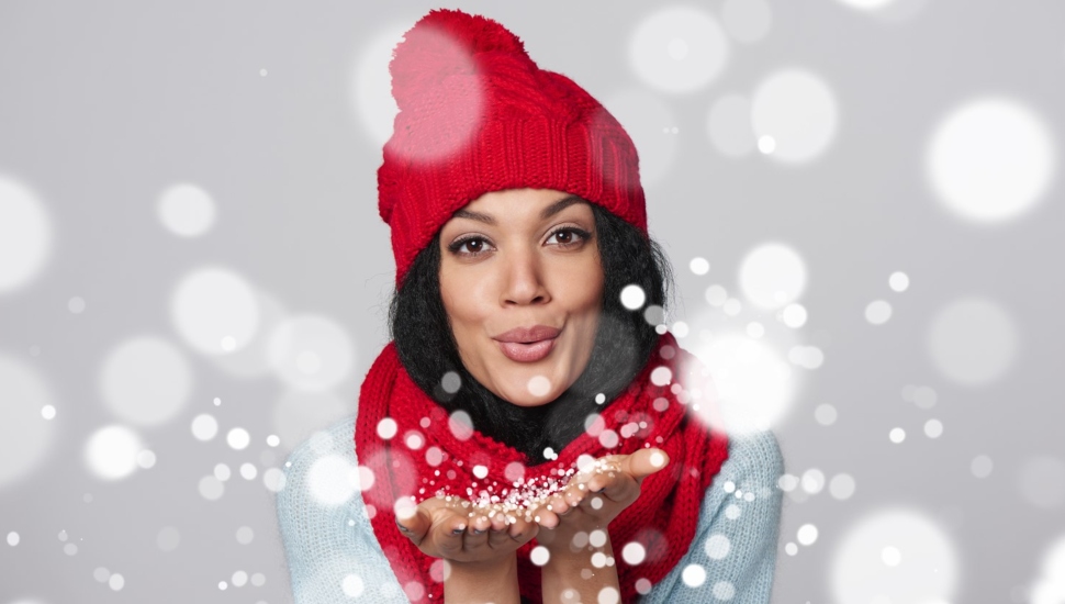 woman in winter hat