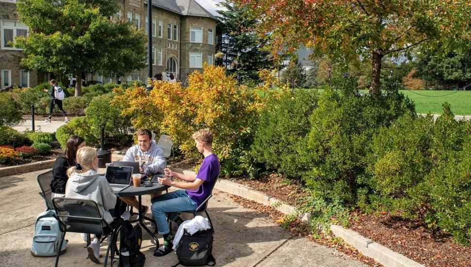 WCU Programs Place in Top 10 on Nine of 17 National Lists from Intelligent.com