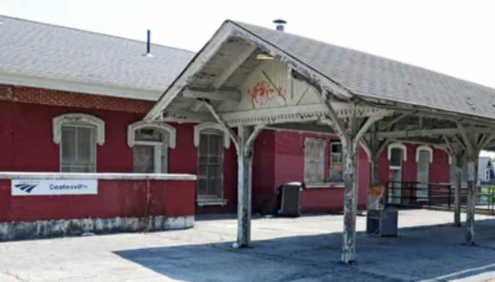 train platform