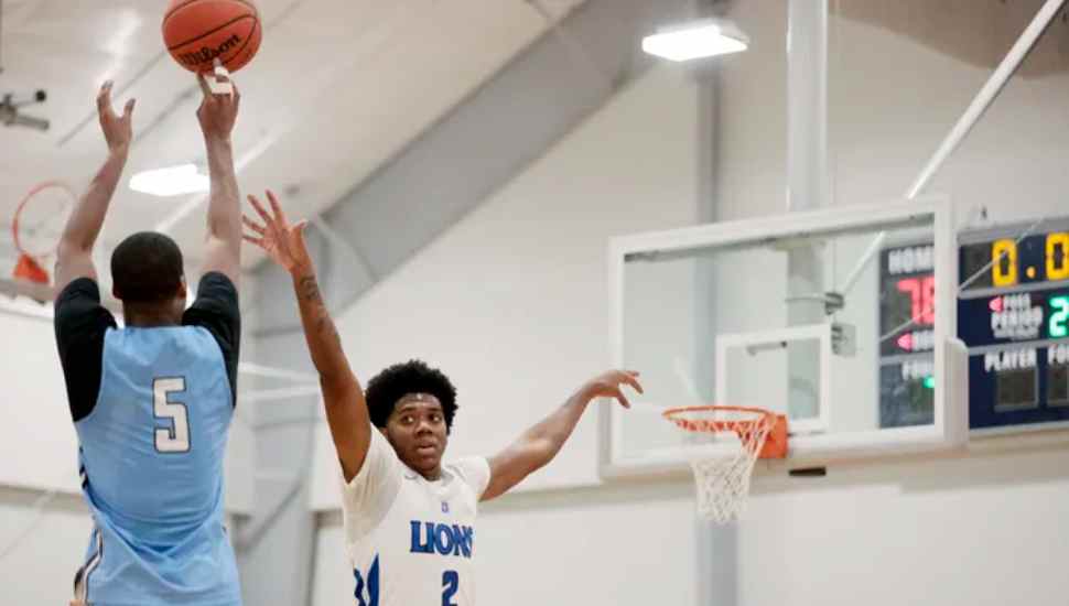 basketball player shooting