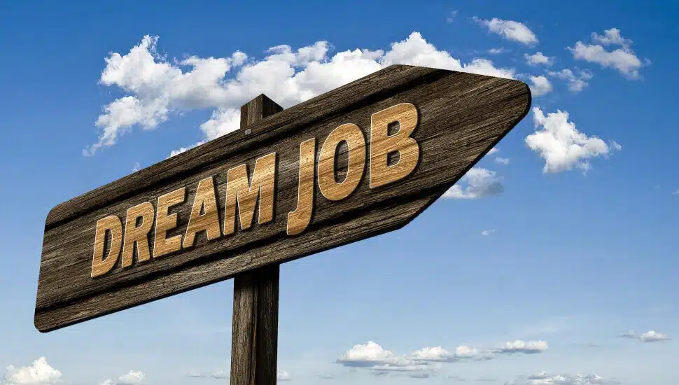 3 Habits That Increase Your Chances of Getting the Job