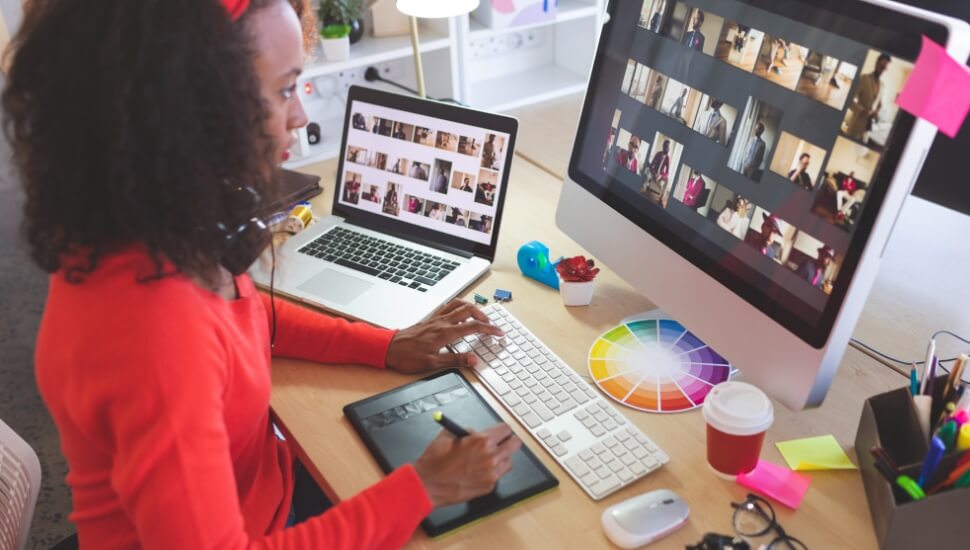 Need to Create Snazzy Graphics for LinkedIn or Social Media?