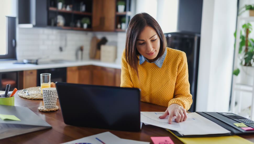 Think Working Remotely Won’t Hurt Your Career? The WSJ Says Don’t Be So Sure