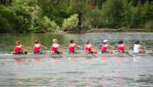 women rowing team