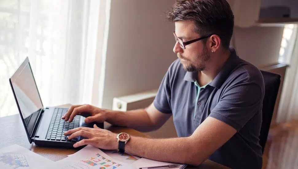 Are Polo Shirts Business Casual?