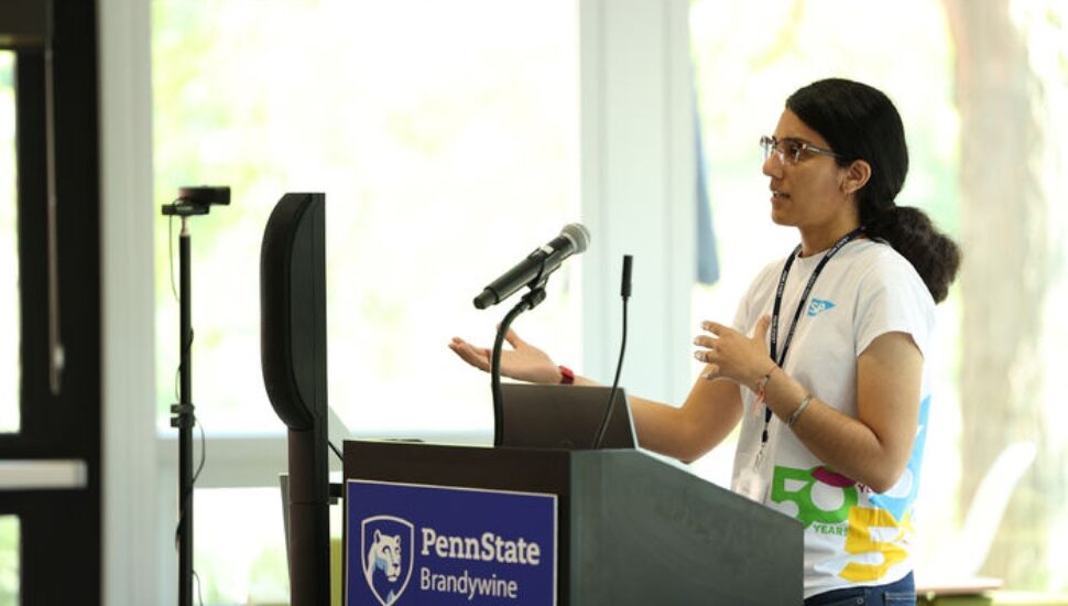 Sukh Kaur speaks at a Penn State Brandywine cybersecurity conference