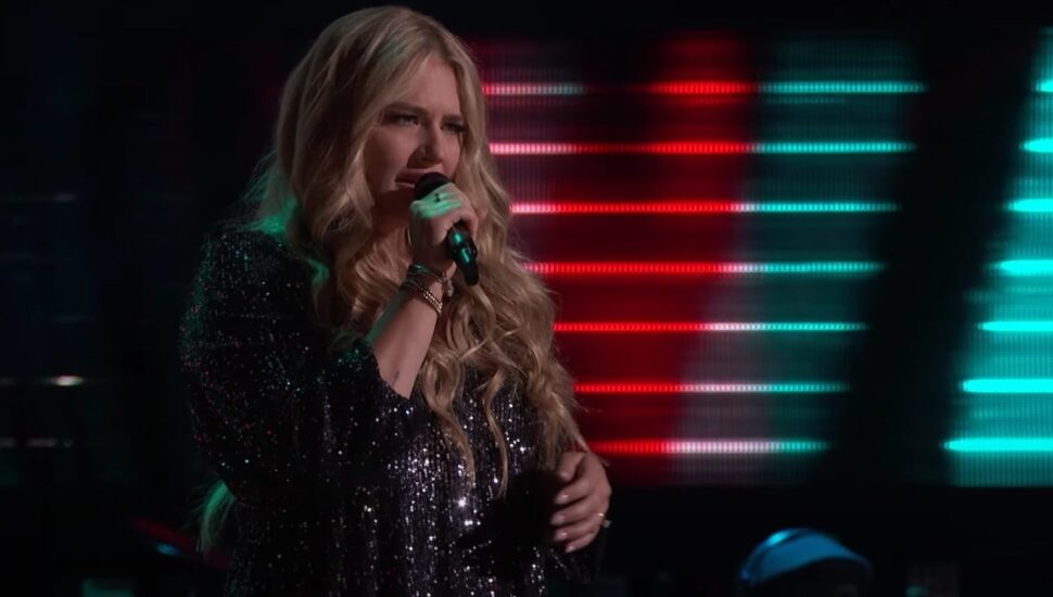 Hillary Torchiana performing on the voice