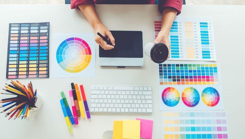 How to Build Your Color Brand on LinkedIn