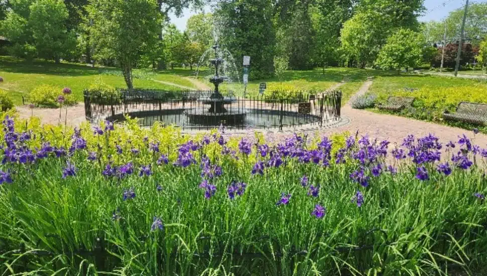 Marshall Square Park