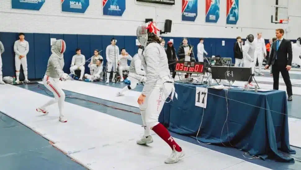 Diana Tiburcio fencing