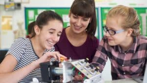 girls in STEM, robotics