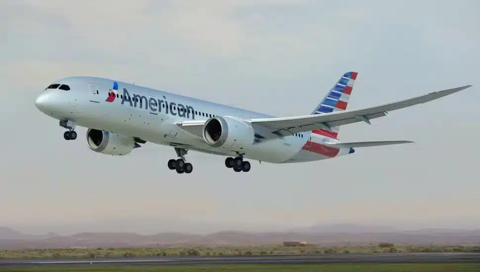 American Airlines plane