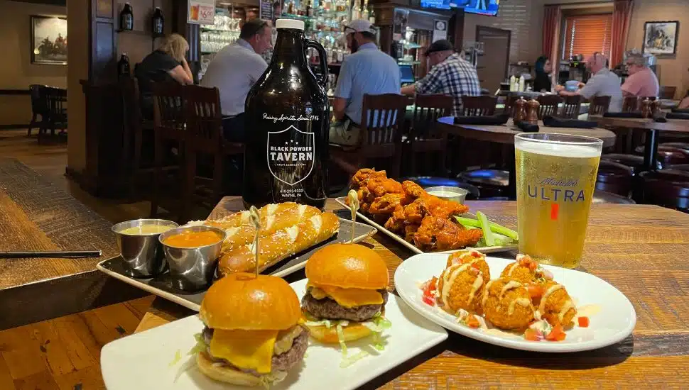Black Powder Tavern food
