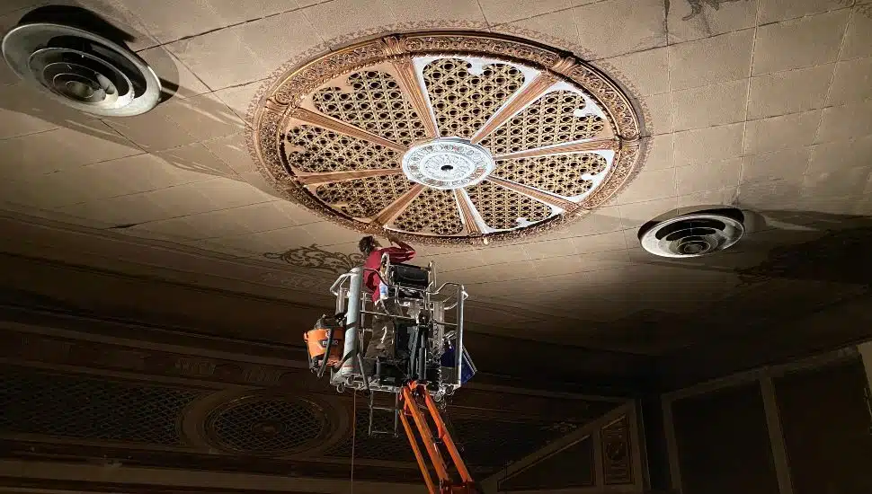 Colonial Theatre Medallion