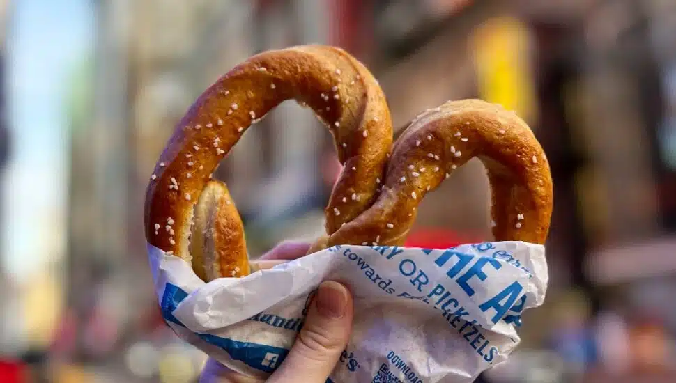 Auntie Anne's pretzel