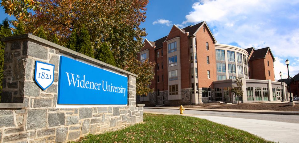The Widener University sign.