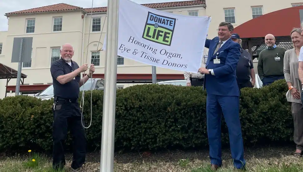 In honor of National Donate Life Month, Chester County Hospital hosted a flag-raising ceremony yesterday with members of CCH leadership and hospital staff to honor organ donors and recipients.