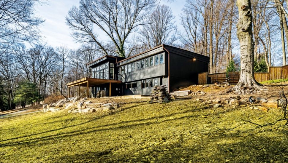 hillside home in wayne