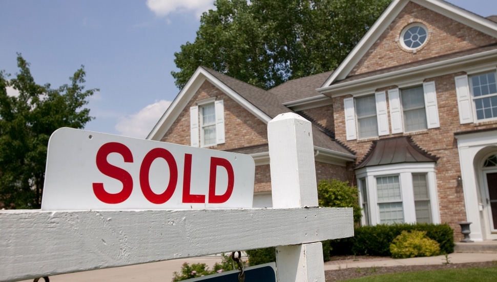 Sold house sign