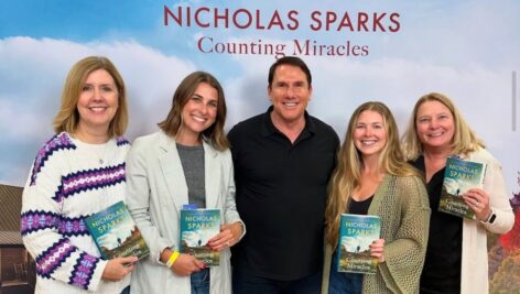 Nicholas Sparks with fans