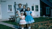 Fay Gable with her kids in 1960.