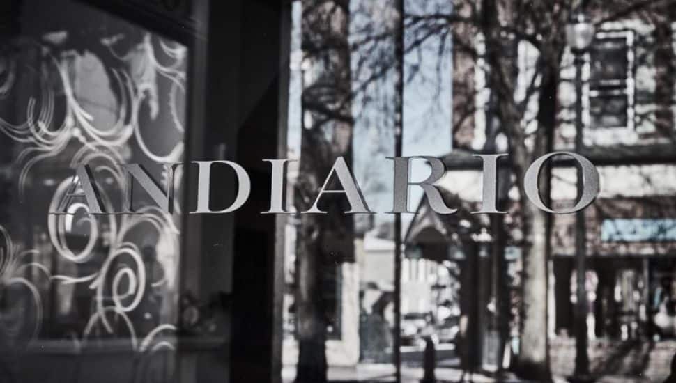 Andiario sign on window.