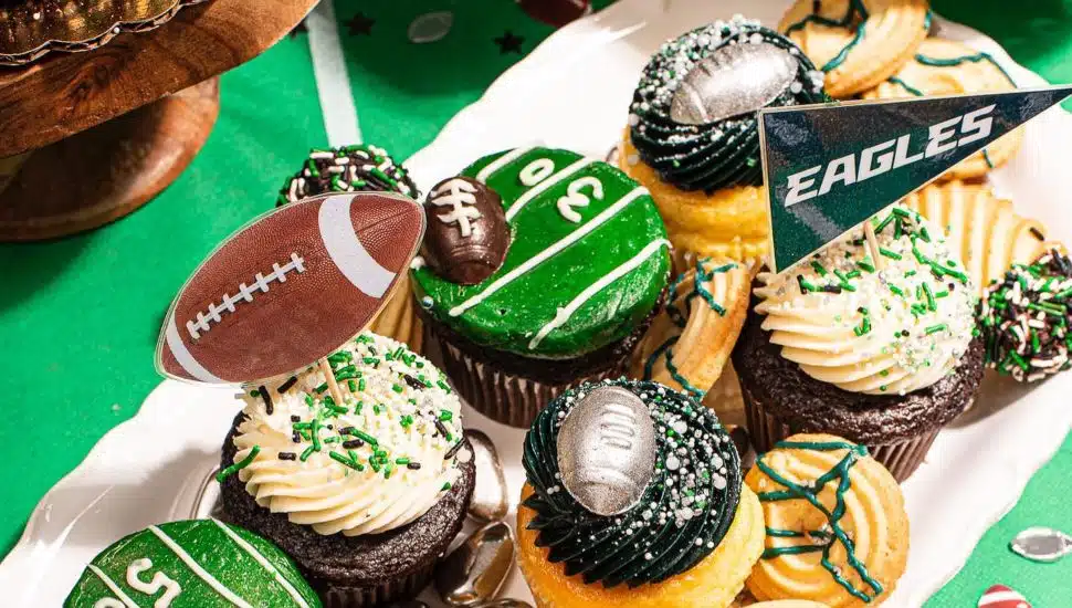 Eagles cupcakes and treats.