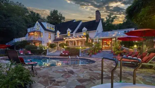 The Inn at Bowman's Hill Patio