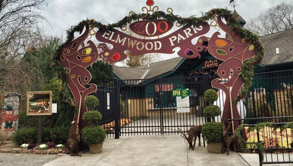 Elmwood Park Zoo entrance.